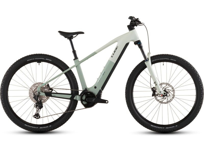 Cube Bikes Reaction Hybrid Pro 800 click to zoom image