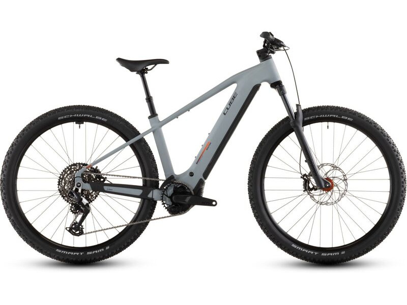 Cube Bikes Reaction Hybrid Race 800 click to zoom image