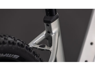 Cube Bikes Reaction Hybrid One 600 click to zoom image