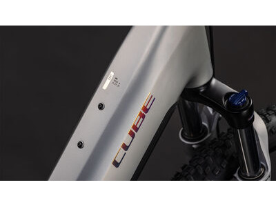 Cube Bikes Reaction Hybrid One 800 click to zoom image