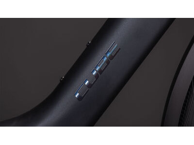Cube Bikes Editor Hybrid Pro 400x Fe click to zoom image