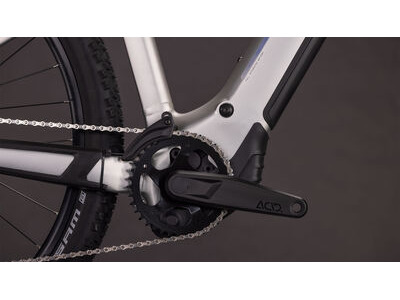 Cube Bikes Reaction Hybrid One 800 click to zoom image