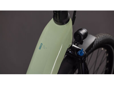 Cube Bikes Kathmandu Hybrid One 800 click to zoom image